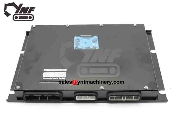 Doosan K1024057A controller internal circuit view