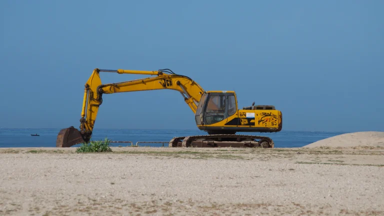 How to Pick the Right Used Excavator Parts