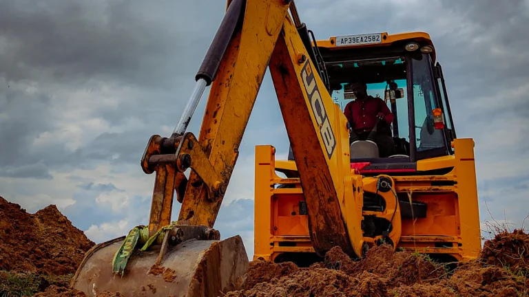Excavator Jaw Crusher Buckets: What to Know