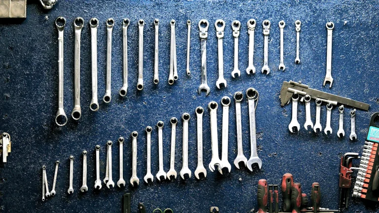 How to Replace Nissan Excavator Parts Effectively