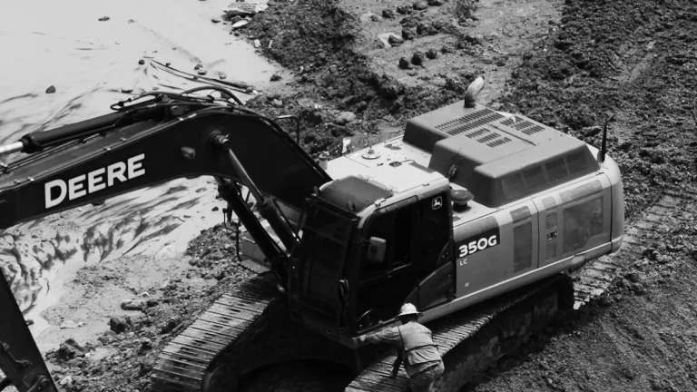 How to Find John Deere Excavator Parts Online Easily