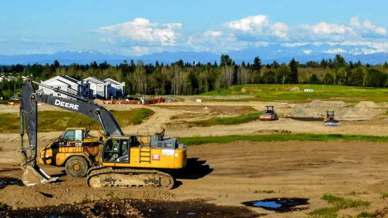 Complete Guide to Selecting an Excavator Parts Manufacturer