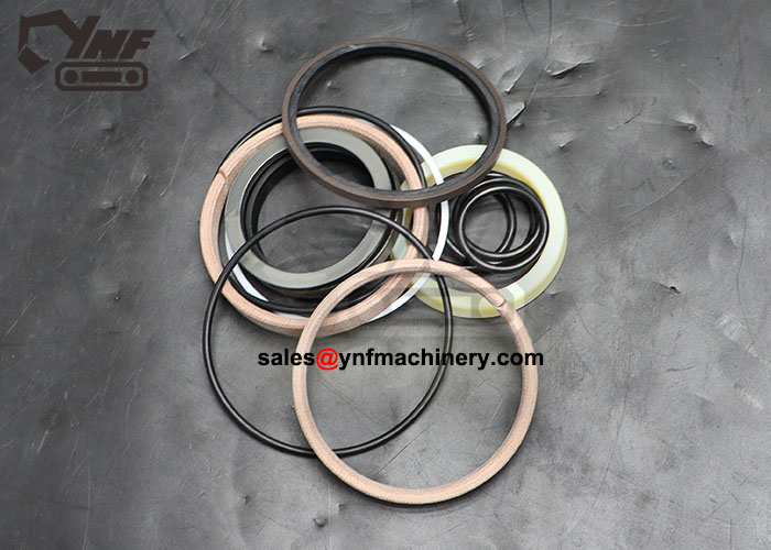 seal kit for Komatsu D53A-18 blade lift cylinder