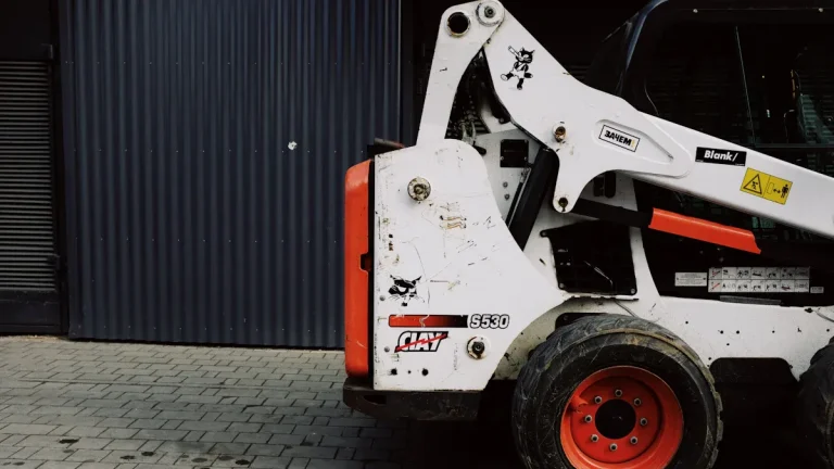 How to Choose Affordable Aftermarket Parts for Bobcat Excavators