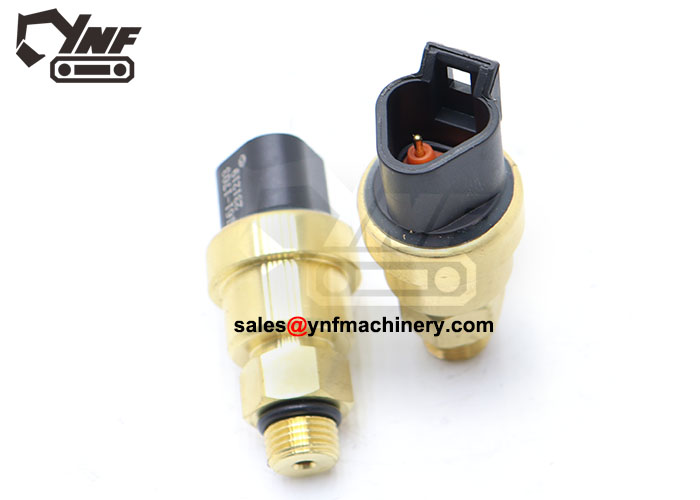 heavy equipment hydraulic pressure detector