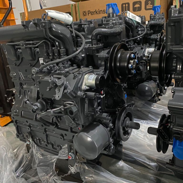Kubota V2203-M-DI-ES01 engine mounted on Bobcat S175