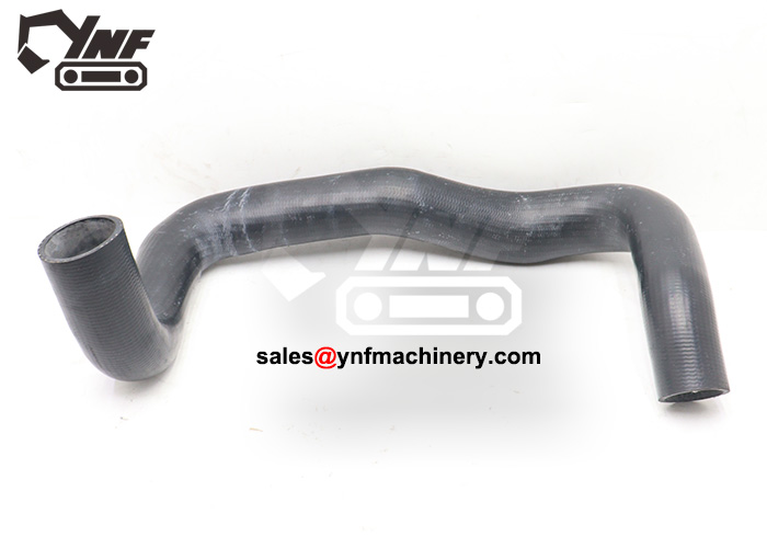Reinforced radiator hose for CAT D6R cooling system