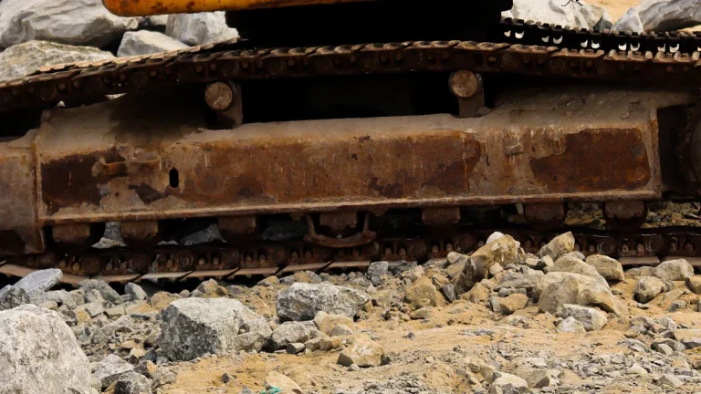 OEM or Aftermarket Parts for John Deere 350D Excavators Which Should You Choose