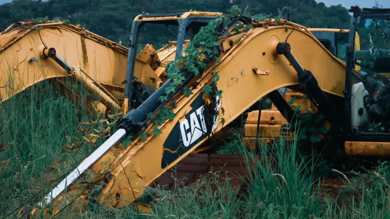 Genuine or Aftermarket CAT Excavator Parts Which Is the Better Choice