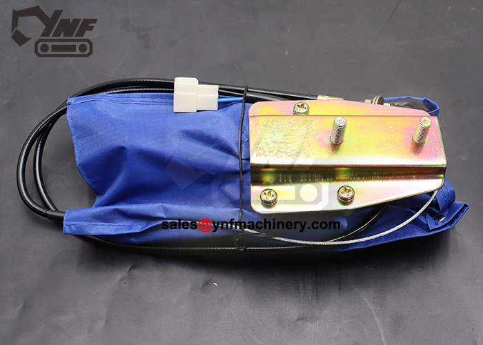 YNF17169 fuel stop solenoid 24V 5-81900-008-02 3 pins plug