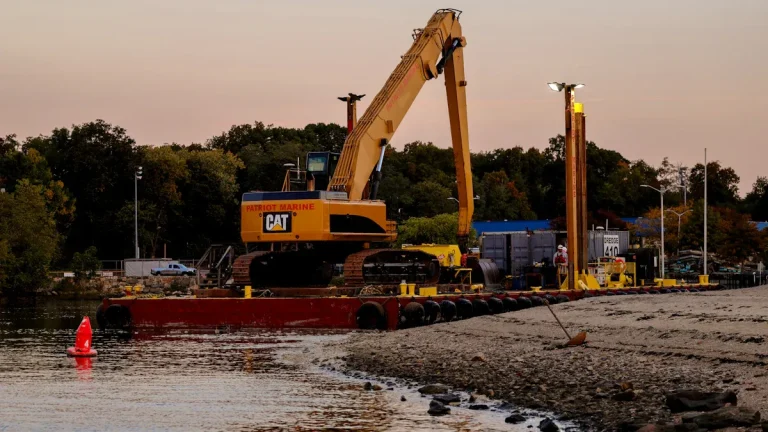 Top Caterpillar Excavator Body Parts and Their Key Functions