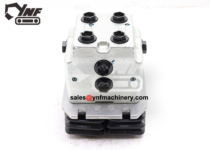YNF17338 original dismantled pedal valve