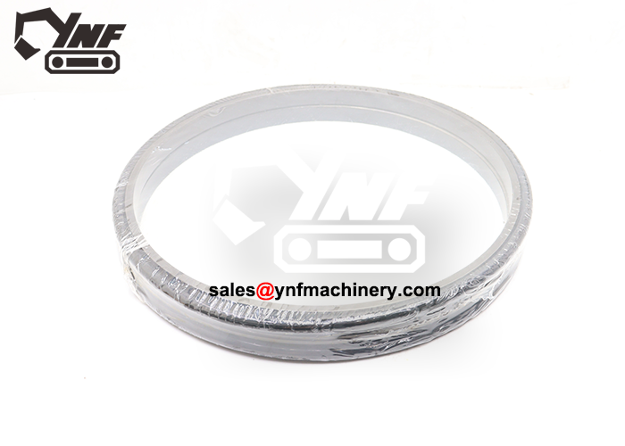 Undercarriage floating oil seal