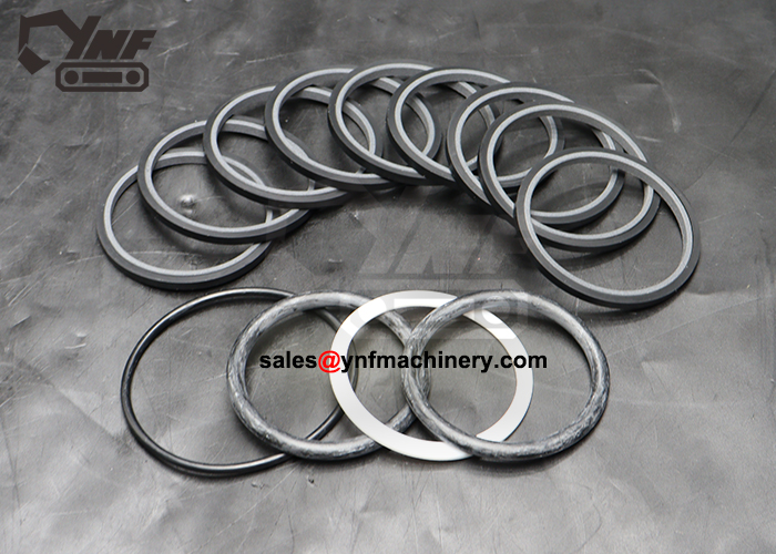 Centre joint seal set preventing hydraulic oil leakage