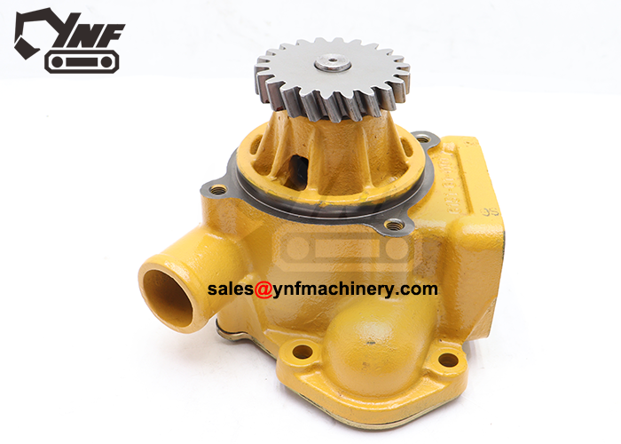 6151-61-1121 6D125 water pump