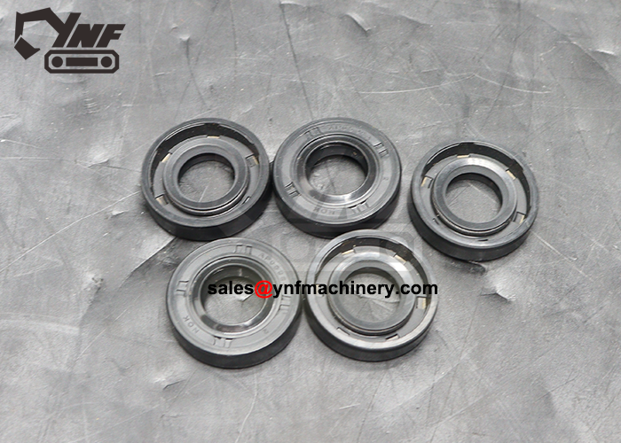 Hydraulic oil seal 15x30x7
