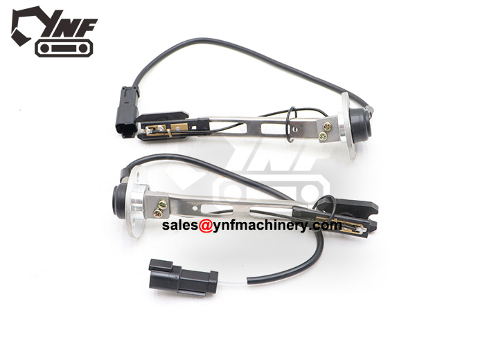 Engine lubrication oil level sensor