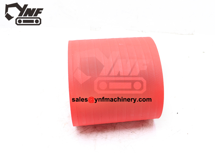 YNF17497 Radiator Hose 6245-11-7540 PC1250-8 Coolant Hose