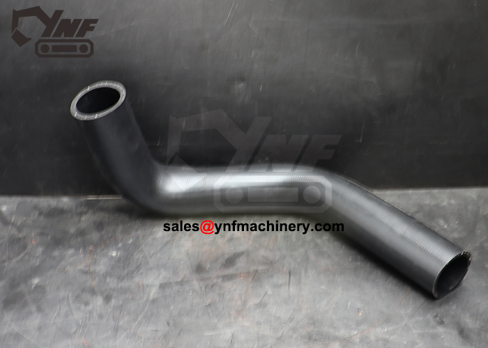 YNF16760 upper radiator hose