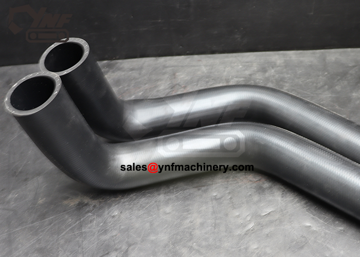 Engine cooling upper hose