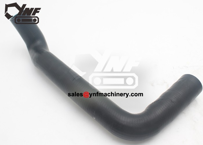 Engine radiator outlet hose