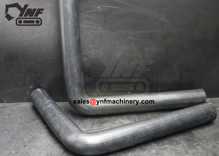 Radiator inlet hose for LCG922E