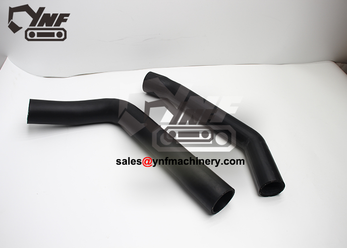 R305-7 radiator hose set