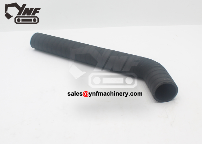 Engine cooling middle hose