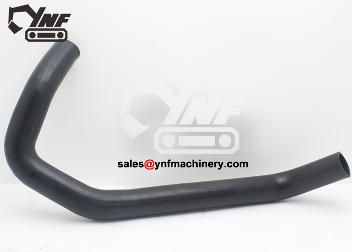 Excavator cooling bottom hose