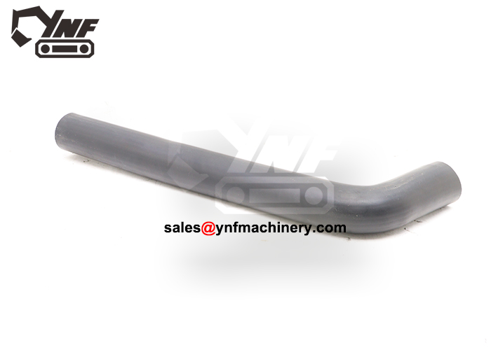 Excavator upper cooling pipe