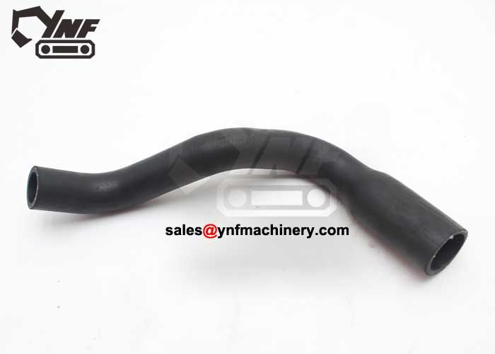 Upper radiator hose replacement for PC40-6