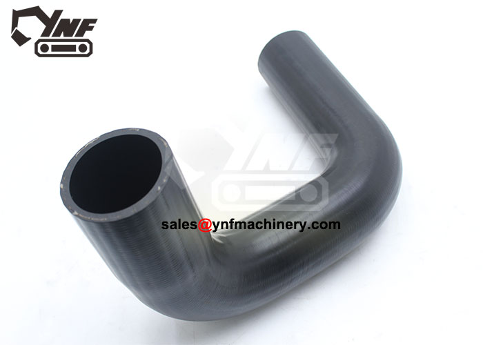 YNF13318 coolant hose