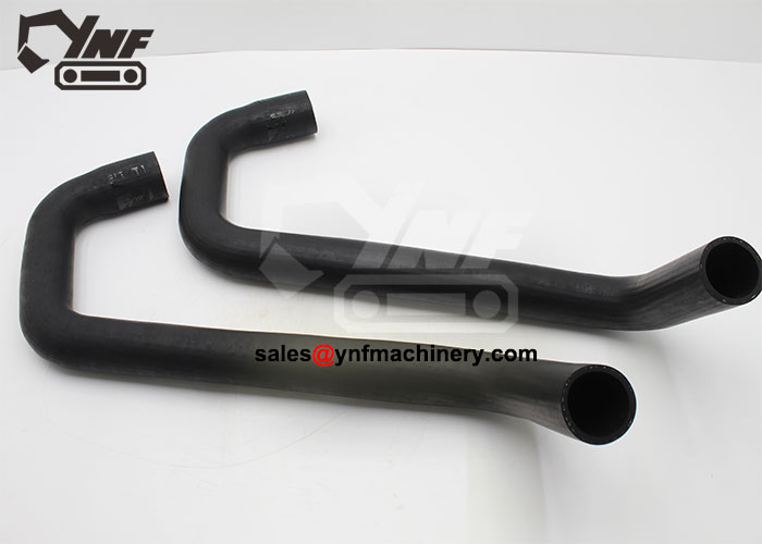 PC200-7 engine radiator outlet hose