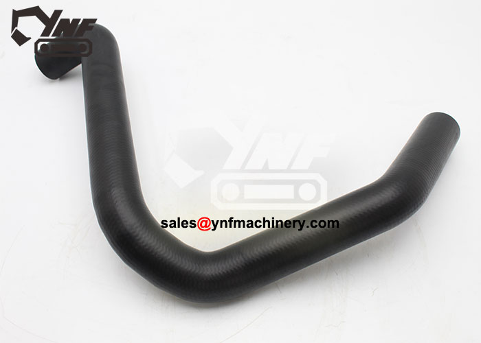 E325D radiator lower hose