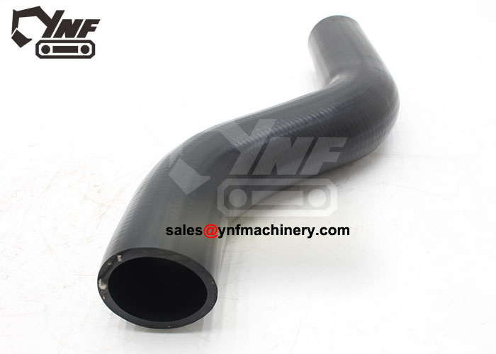 Construction equipment lower coolant hose