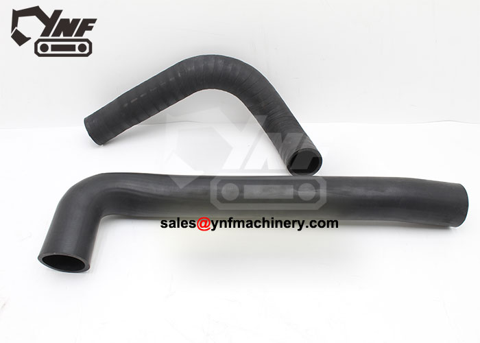 Engine cooling upper and lower hoses