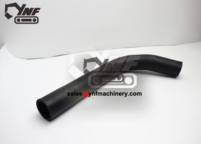 YNF04395 coolant hose