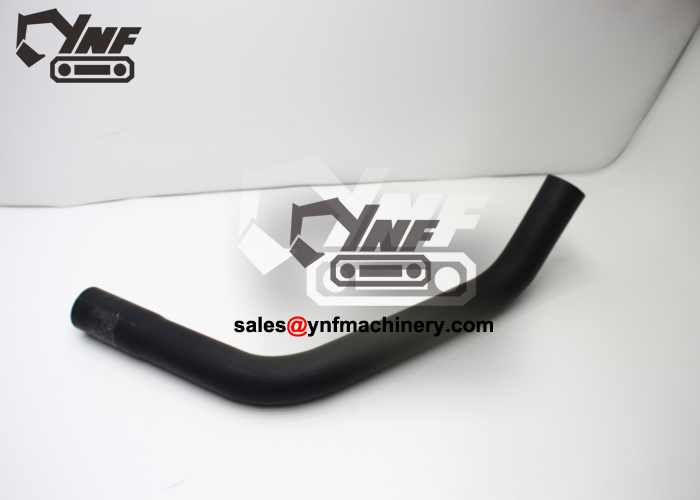 YNF04453 coolant hose