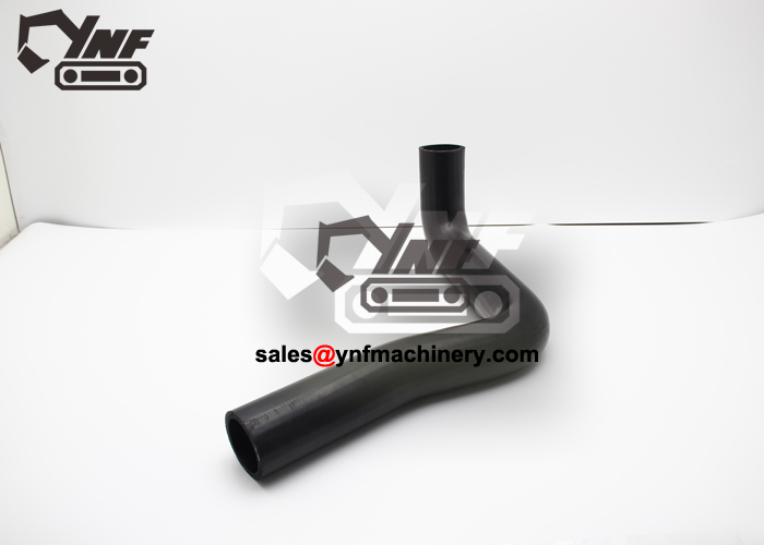 Engine cooling upper hose