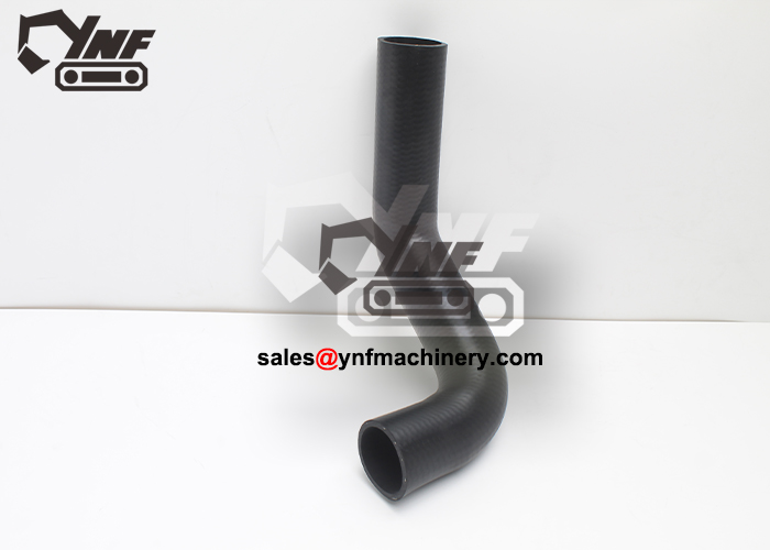 Ống dẫn nước làm mát phía trên của bộ tản nhiệt ZAX480