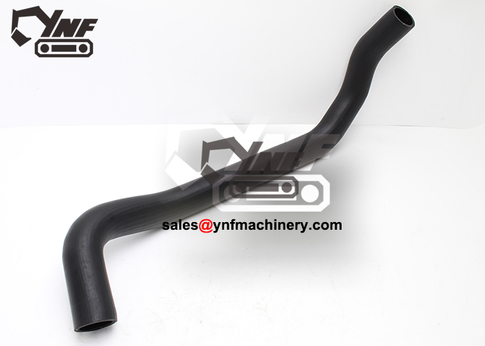 Engine radiator outlet hose