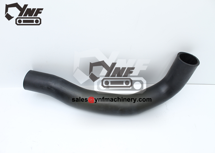 خرطوم المياه العلوي للحفارة JCB 240