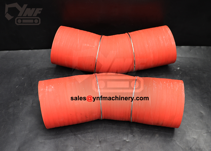 Heavy-duty flexible air intake pipe for 700D excavato