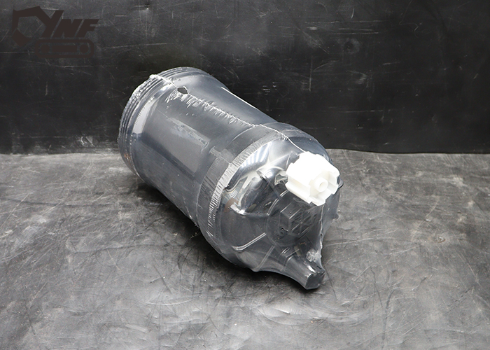 excavator diesel filter element FS1098 close-up