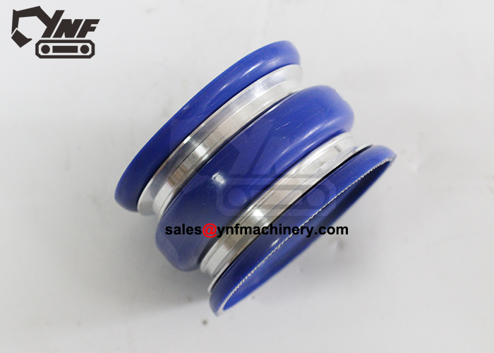 Heavy duty Volvo engine intercooler hose