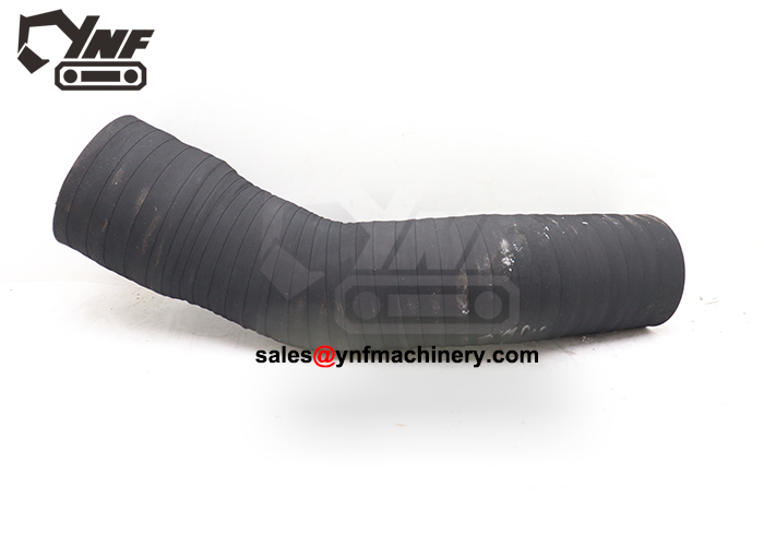 Volvo EC700 engine air intake pipe replacement