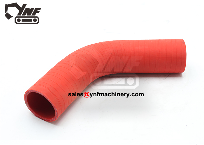 Air intake hose connecting air filter to engine PC200-7 / PC220-7