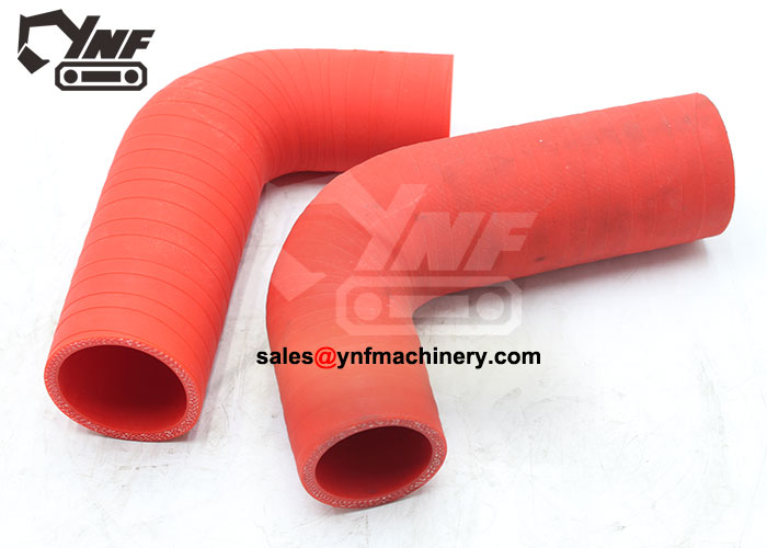 Intercooler pipe ensuring stable engine airflow