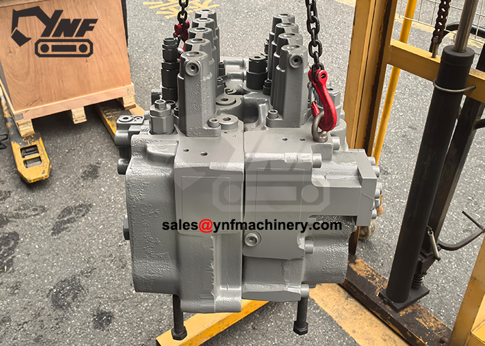 YNF18343 hydraulic main control valve for ZX450-3 excavator