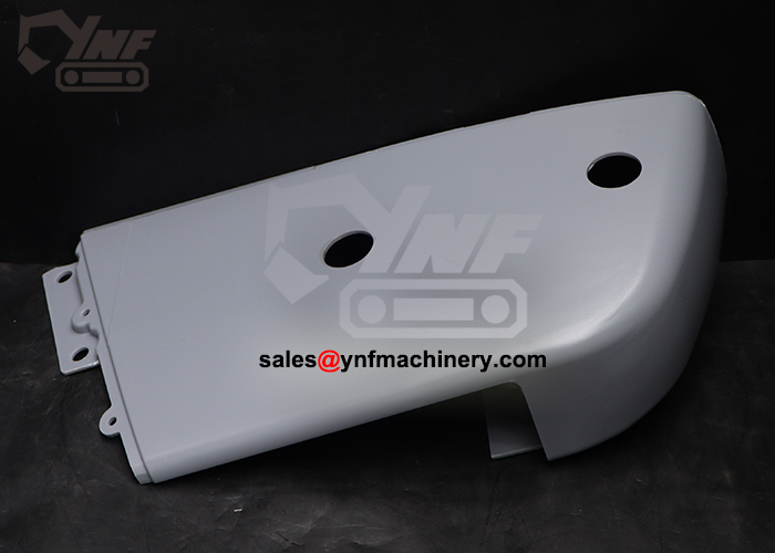 YNF18443 20Y-43-41332 right lower cover PC200-8